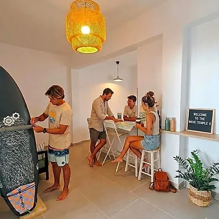 The Wave Temple Ii Apartment *